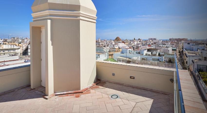 Tandem Palacio Veedor De Galeras Suites Cádiz Exterior foto