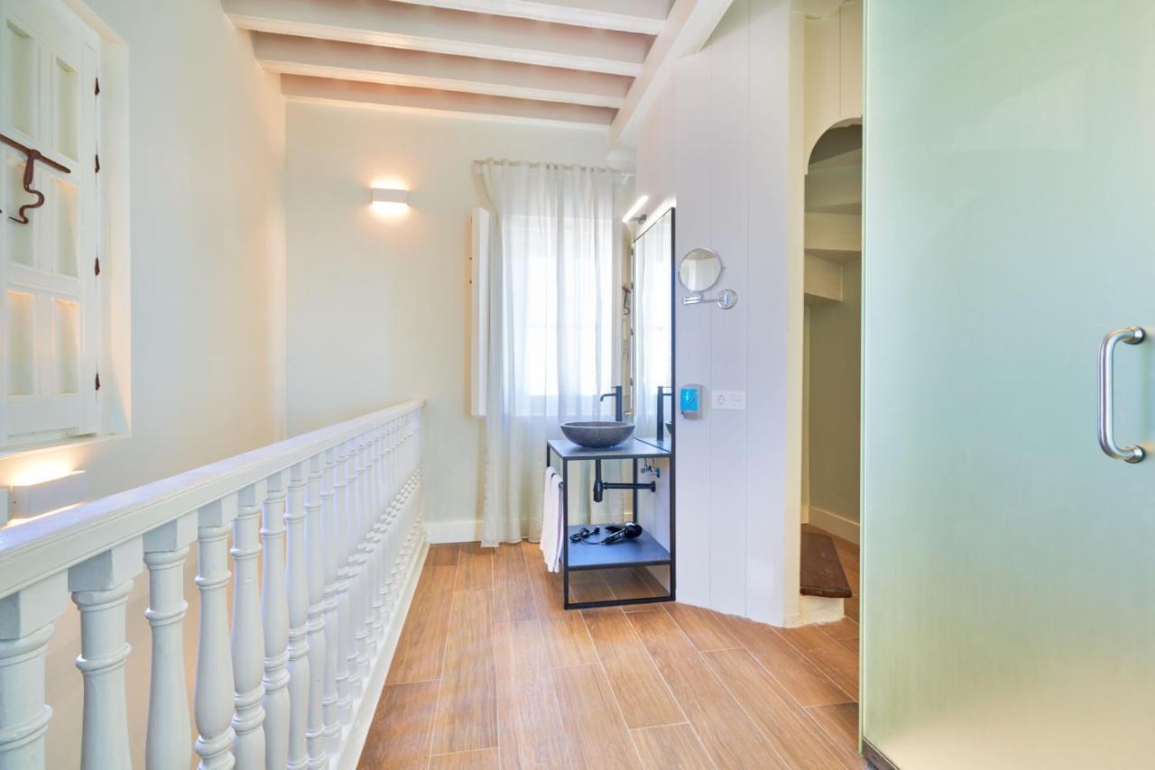 Tandem Palacio Veedor De Galeras Suites Cádiz Exterior foto