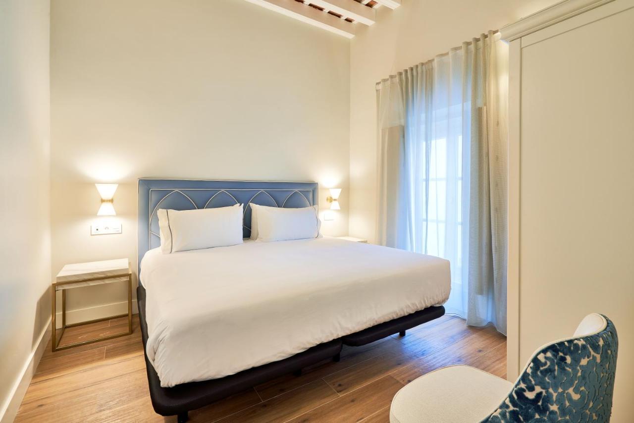 Tandem Palacio Veedor De Galeras Suites Cádiz Exterior foto