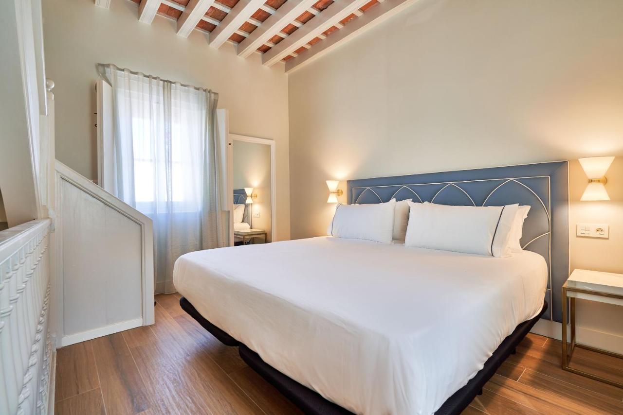 Tandem Palacio Veedor De Galeras Suites Cádiz Exterior foto