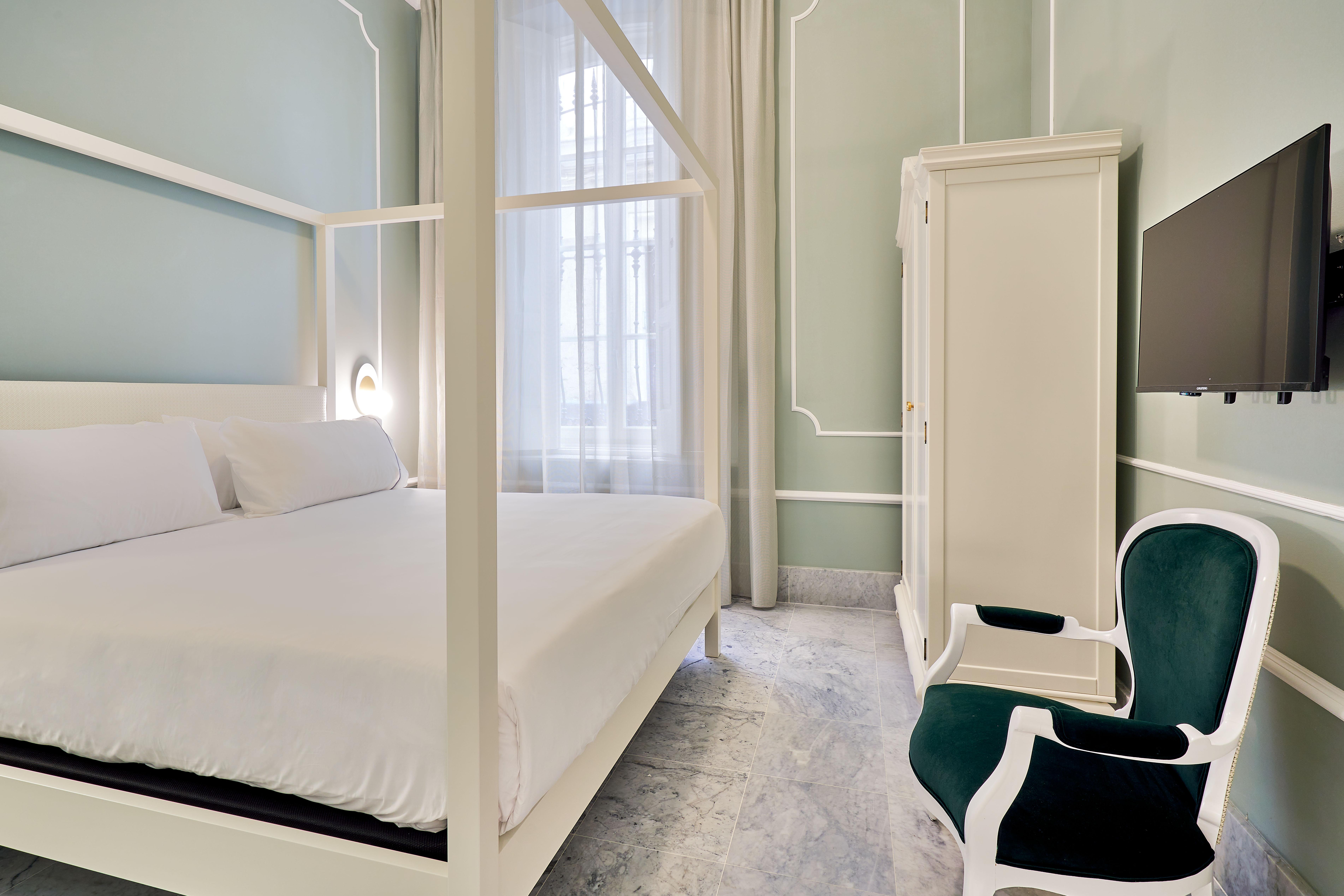 Tandem Palacio Veedor De Galeras Suites Cádiz Exterior foto